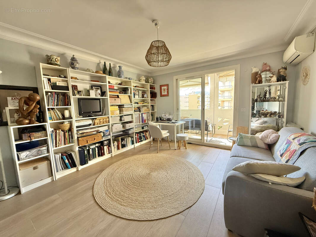 Appartement à HYERES