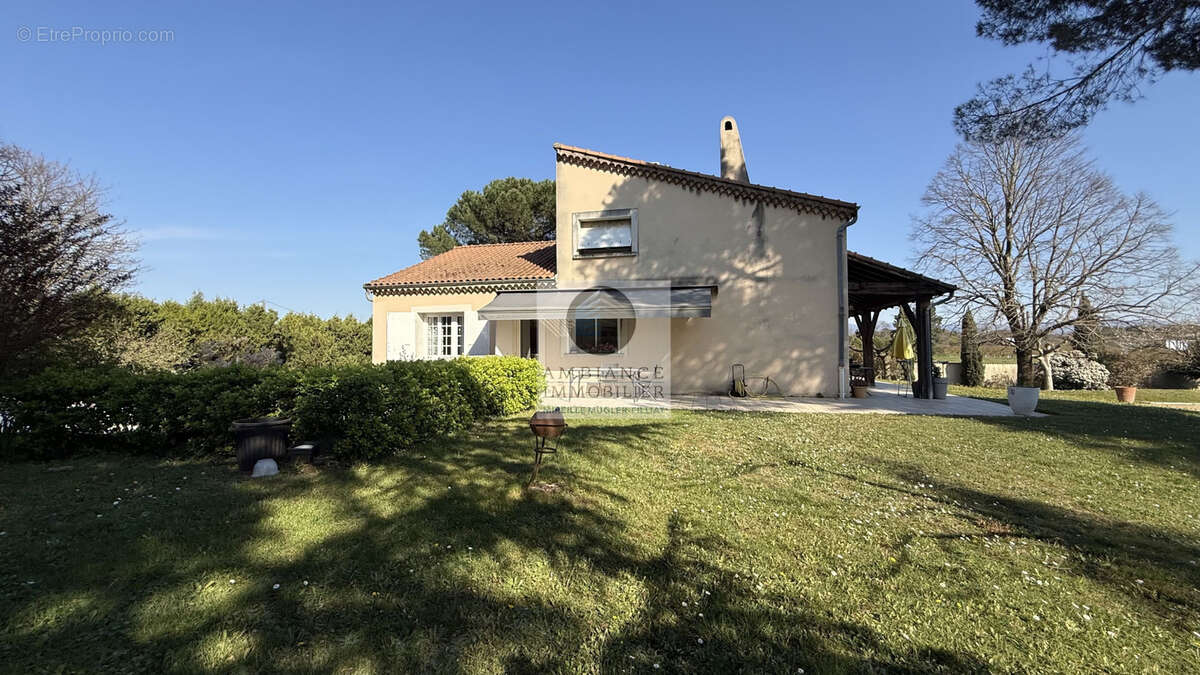 Maison à BOURG-LES-VALENCE