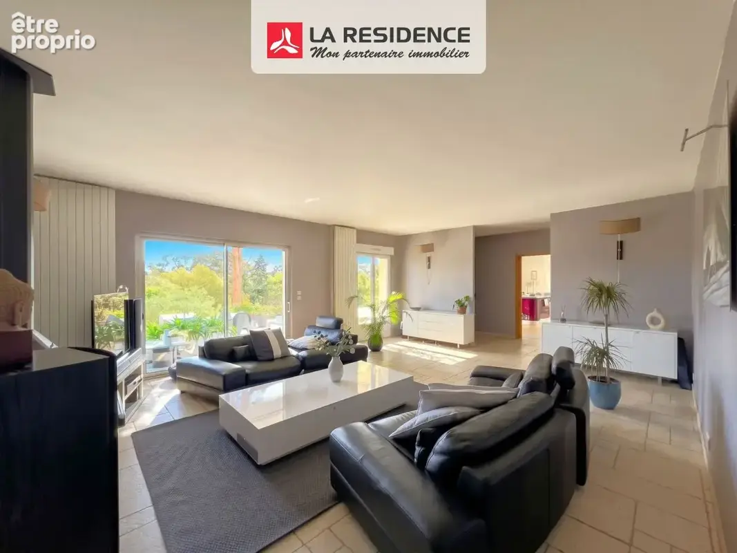 Maison 8 pièces 216 m² à vendre à Herblay (95220) - photo 2