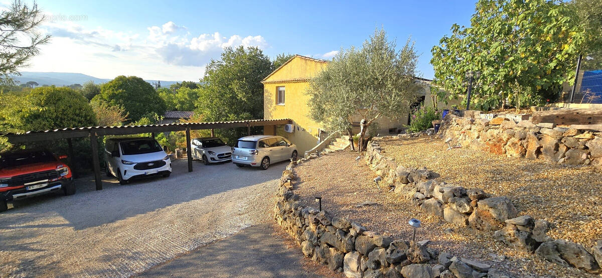 Maison à DRAGUIGNAN