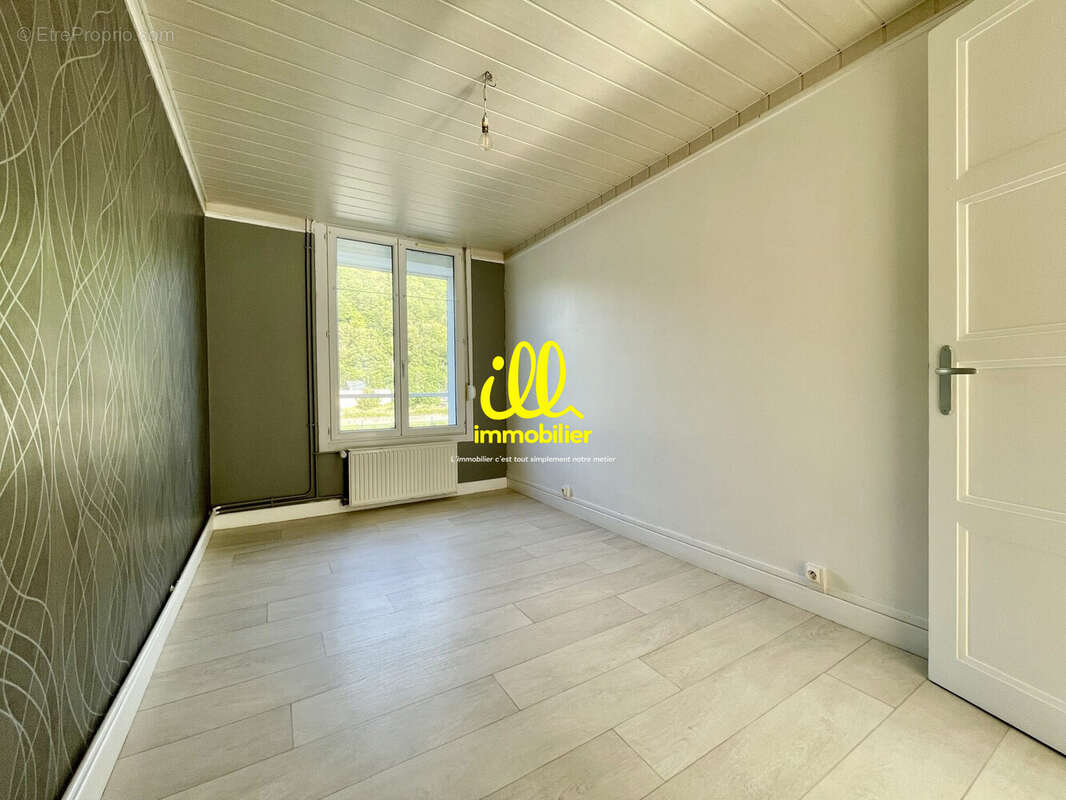 Appartement 199 m² à Nouzonville  - photo 9