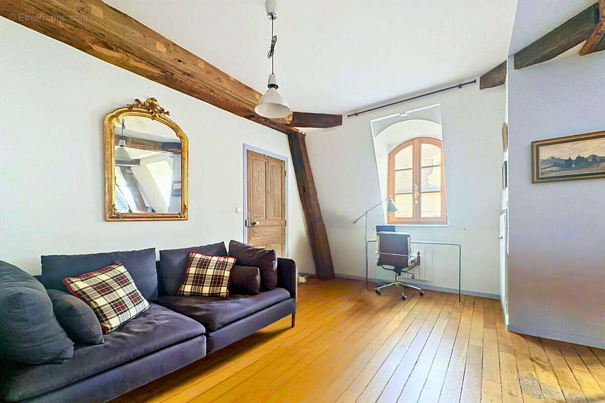 Appartement duplex de caractère à vendre - Dijon Centre Historique - 2 chambres - Hôtel particulier 107,33 m² au sol - photo 3