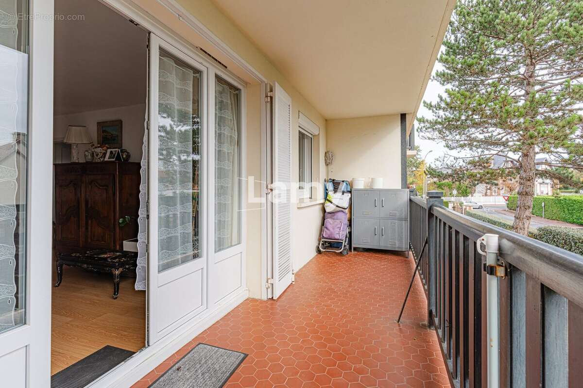 Appartement à BENERVILLE-SUR-MER