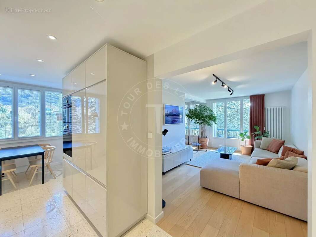 Appartement à ANNECY-LE-VIEUX