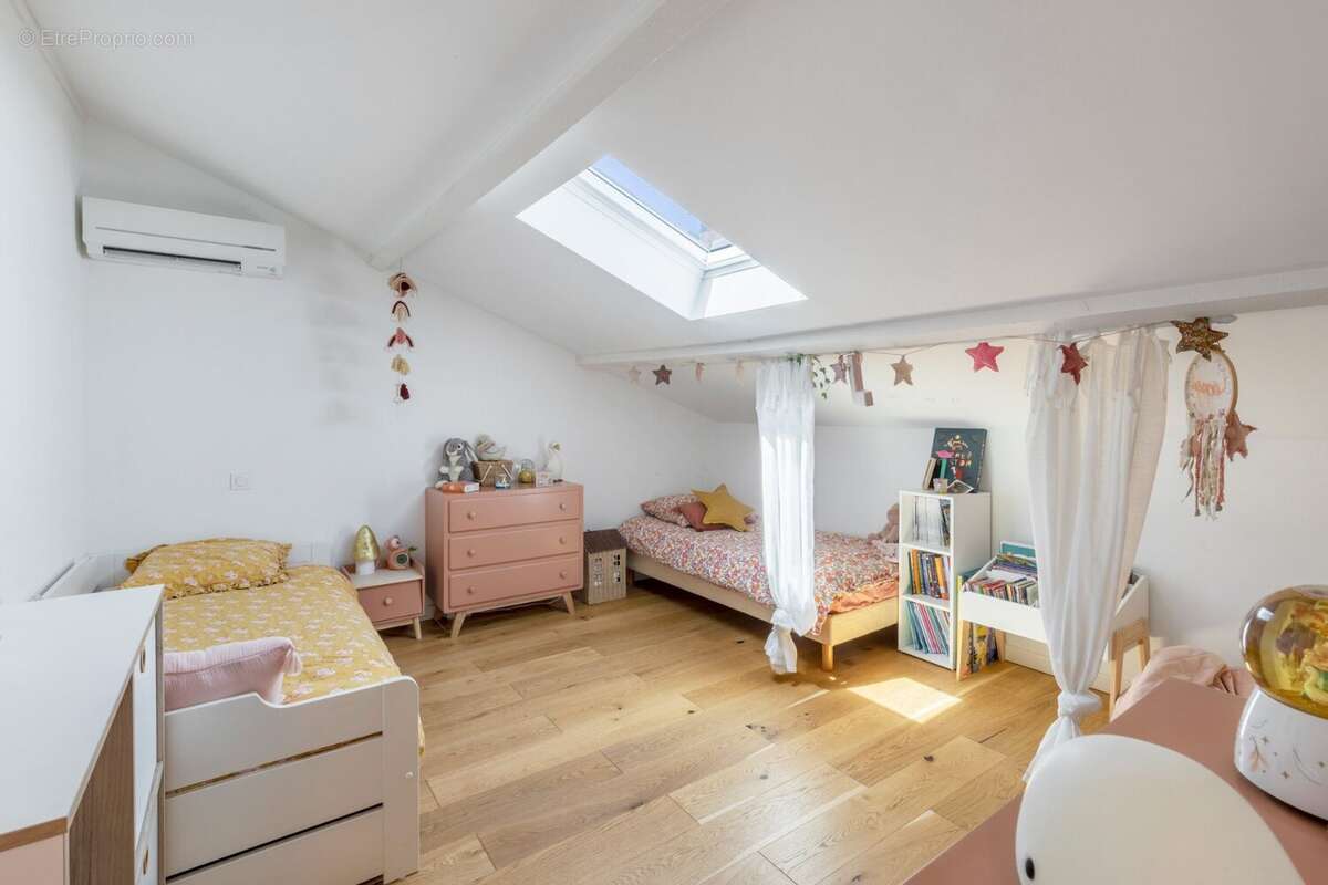 Maison familiale entierement renovee avec piscine - photo 9