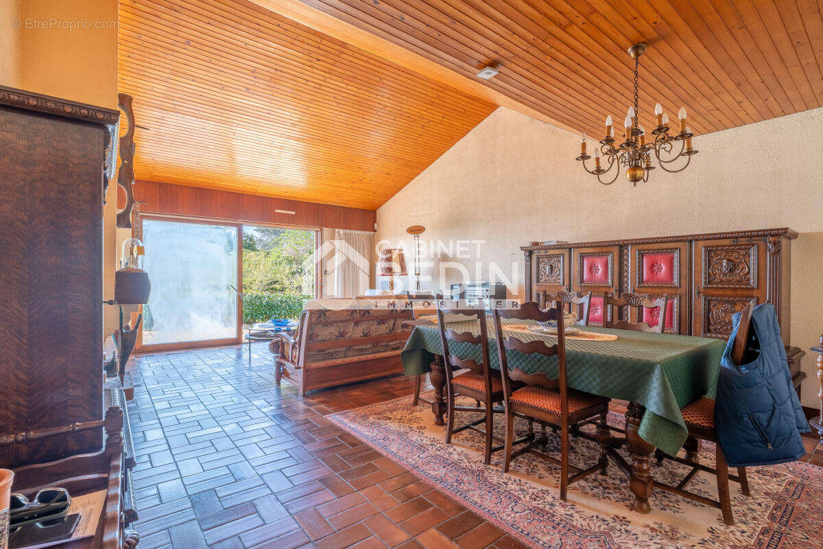 Maison à CARIGNAN-DE-BORDEAUX