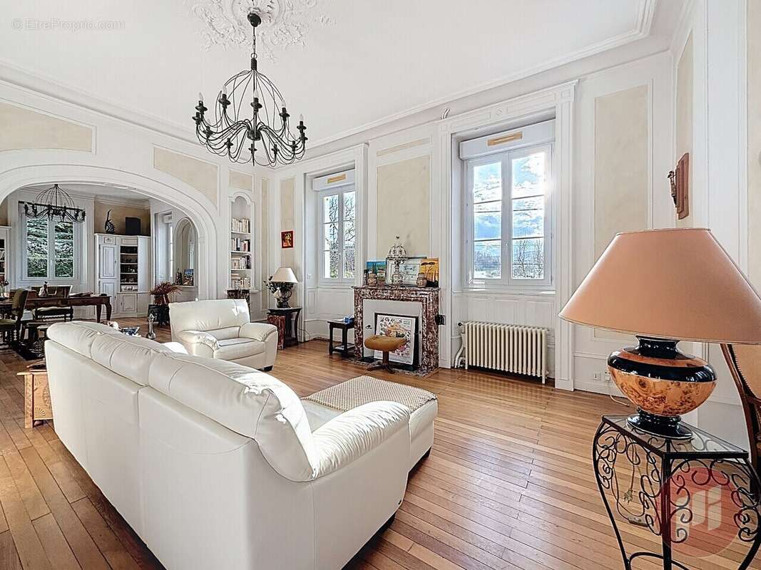 Maison à BRIVE-LA-GAILLARDE