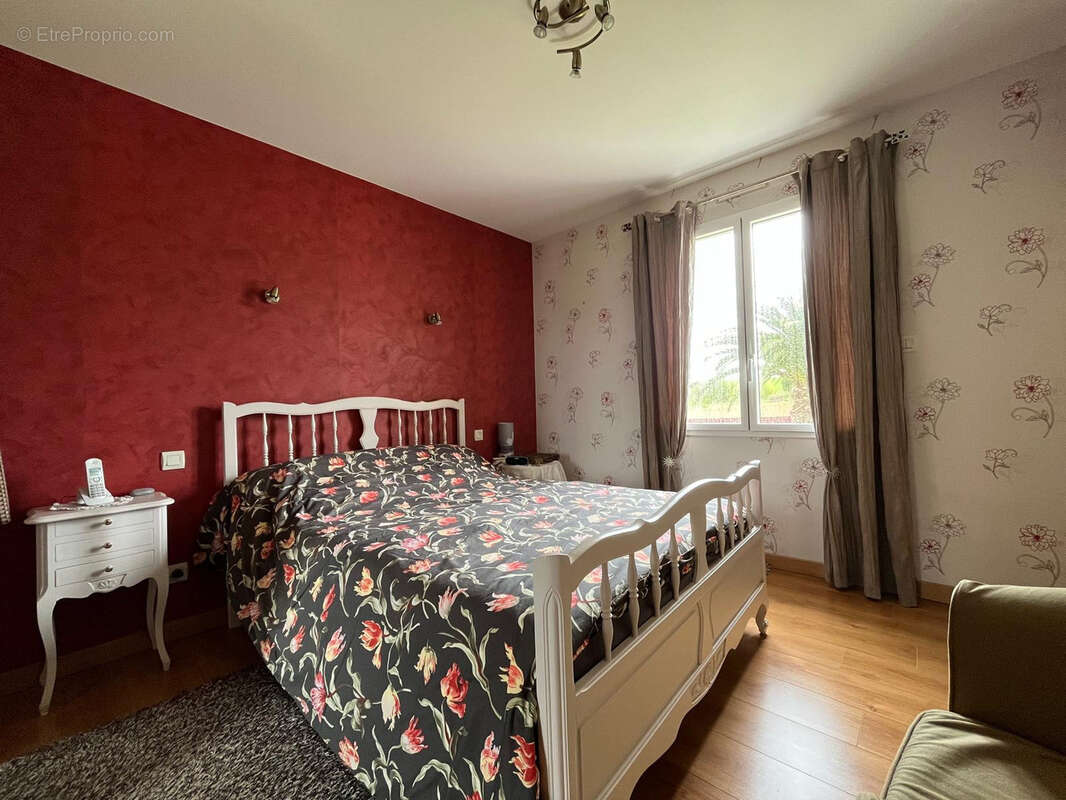 Maison à PLOUNEVEZ-LOCHRIST