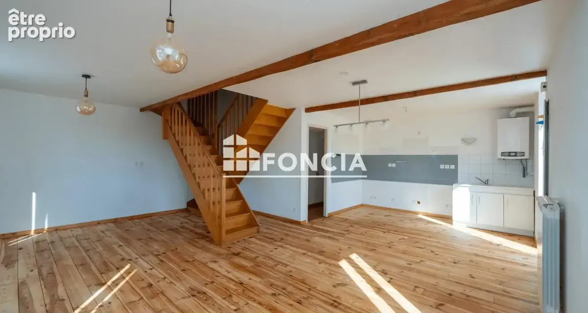 BOURG-DE-PEAGE appartement T4, 74,59m² avec garage et terrasse - photo 2