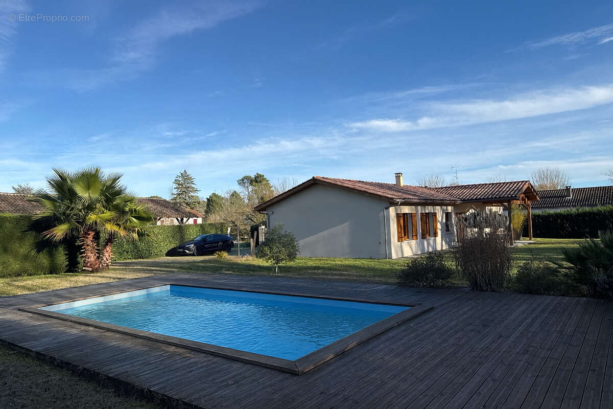 Maison à CASTELJALOUX