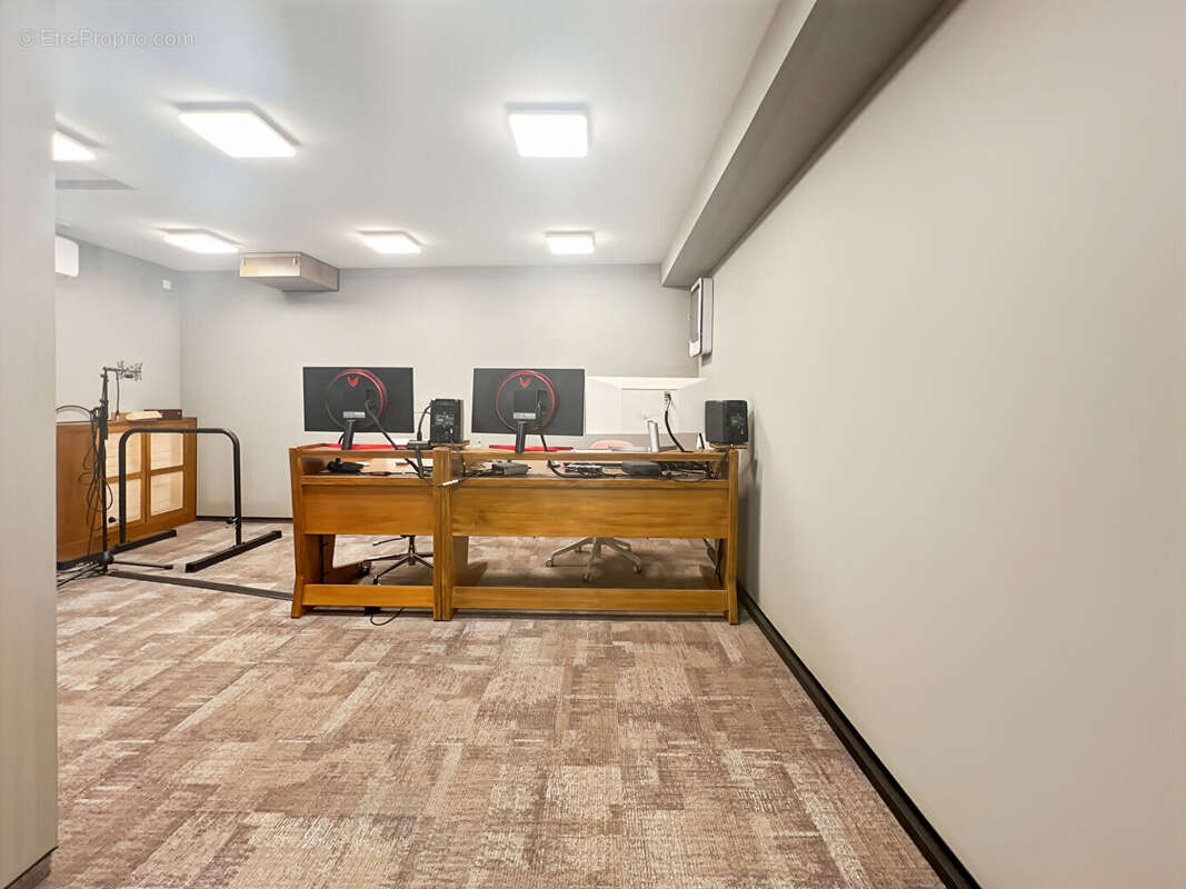 Commerce à PARIS-15E