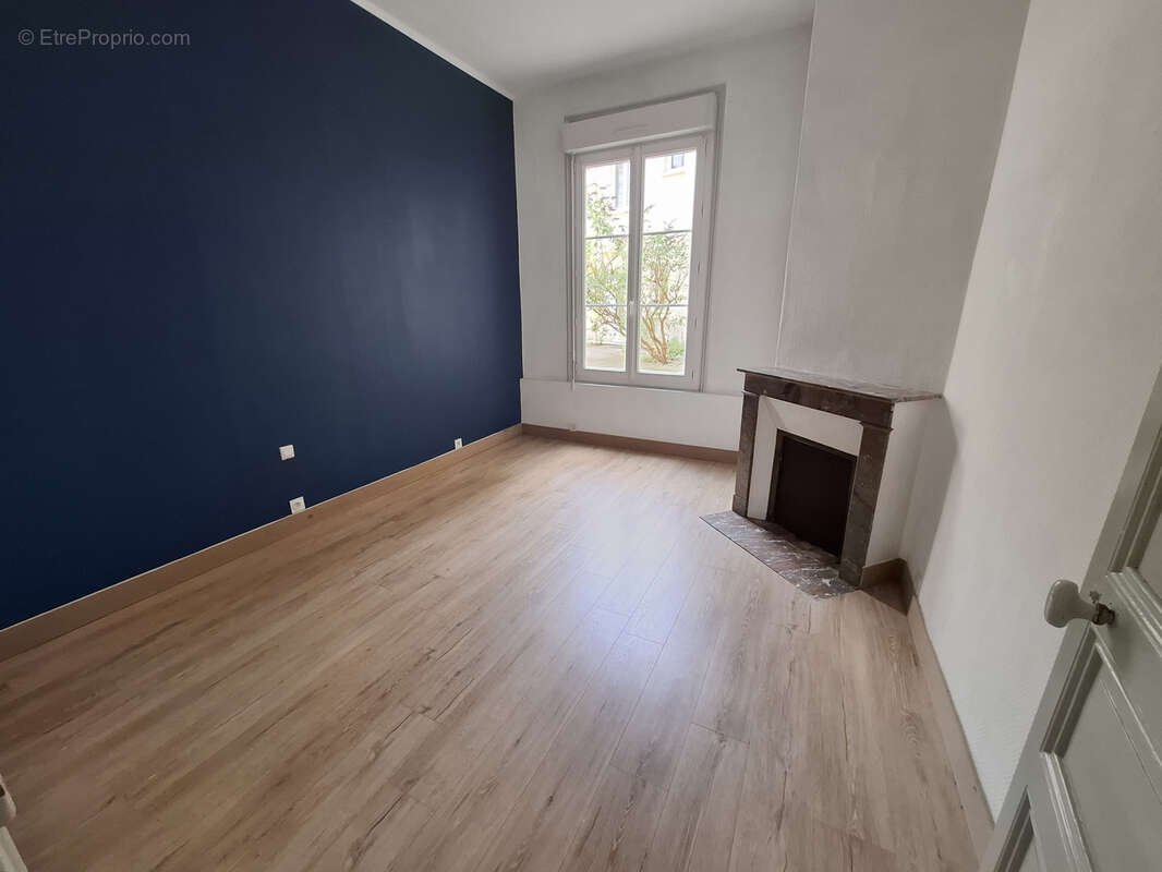 T5 Hyper centre avec cour privative - photo 6