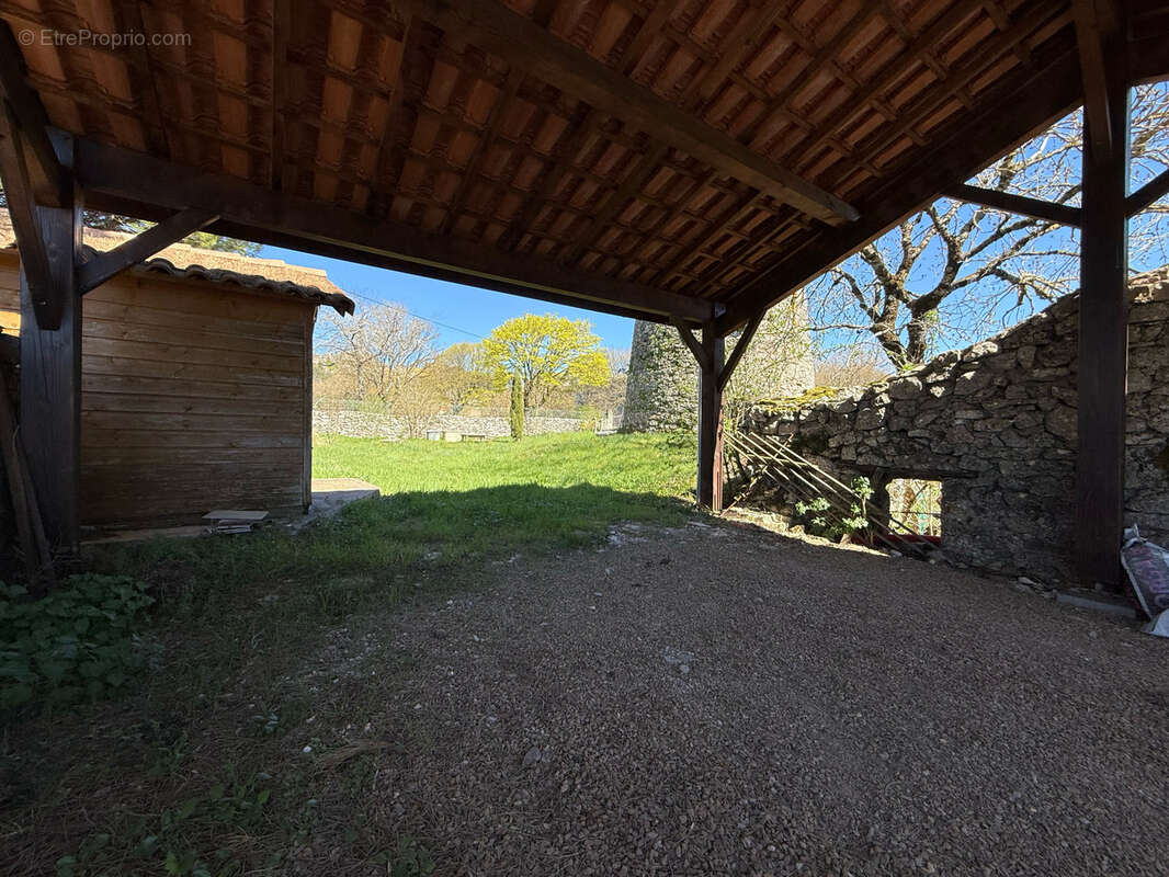 Appartement à LE CAYLAR