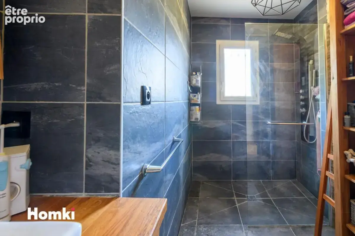 Villa 4 pièces de 100m² avec piscine piscine et garage sur Quissac - photo 17