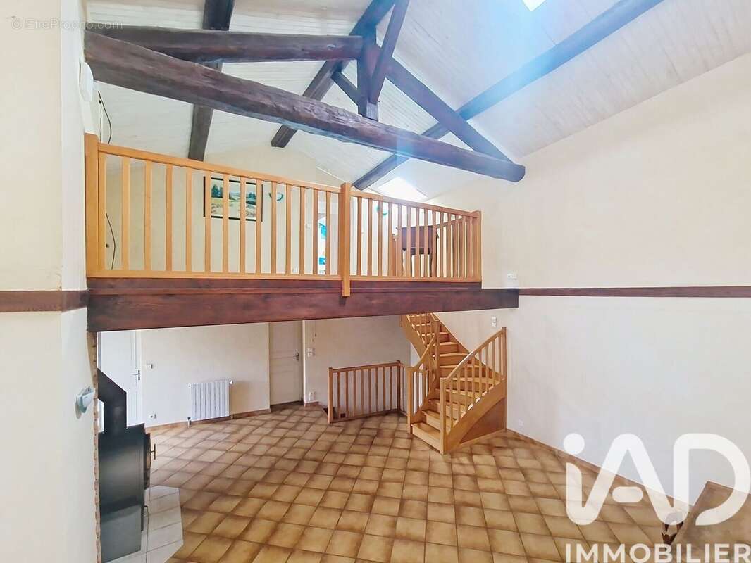 Maison 167 m² à Ville-Sur-Jarnioux  - photo 5