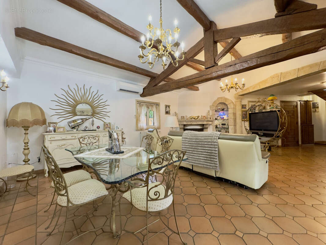 Maison 135 m² à Biot  - photo 3