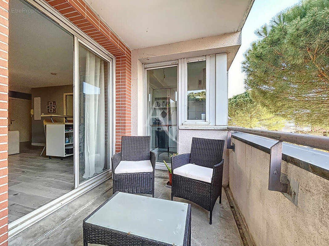 Appartement à FONBEAUZARD