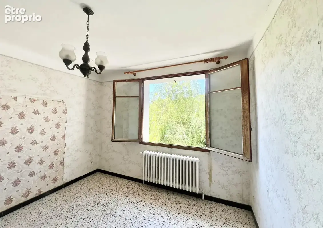 Spacieuse maison traditionnelle (2 appartements) sur un magnifique terrain de 10 511 m² - photo 11