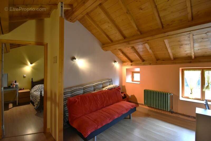 Maison à SAINT-AGREVE