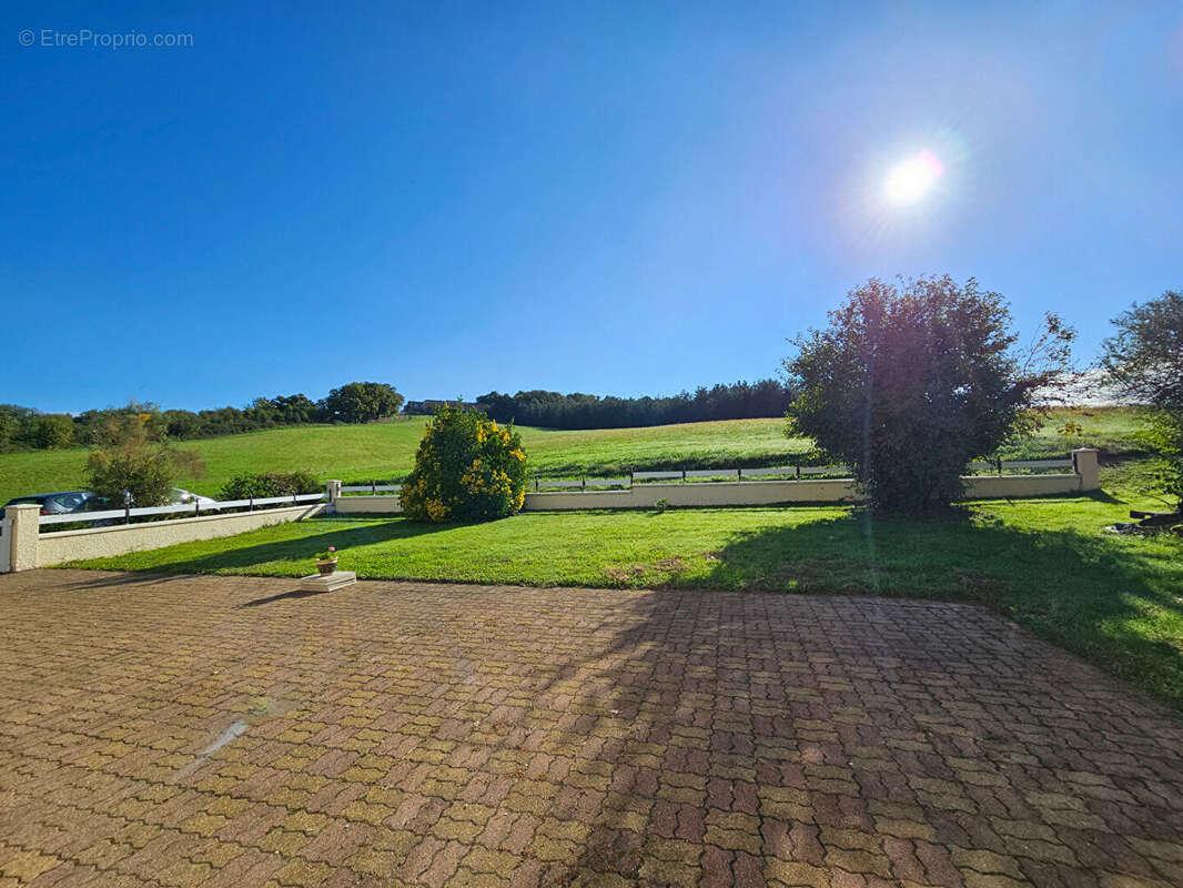 Maison à ARZACQ-ARRAZIGUET