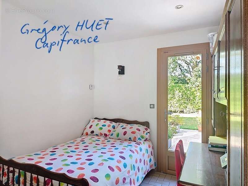 Maison à CROSVILLE-LA-VIEILLE