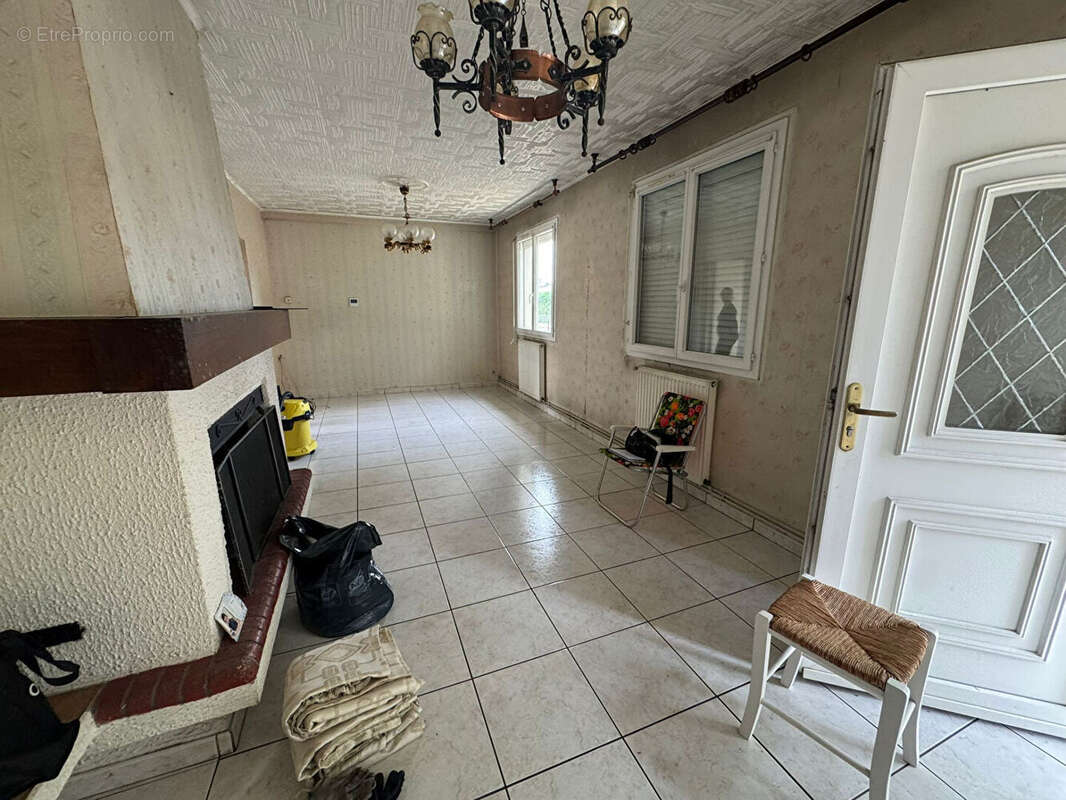 Maison à SAINTE-LIVRADE-SUR-LOT