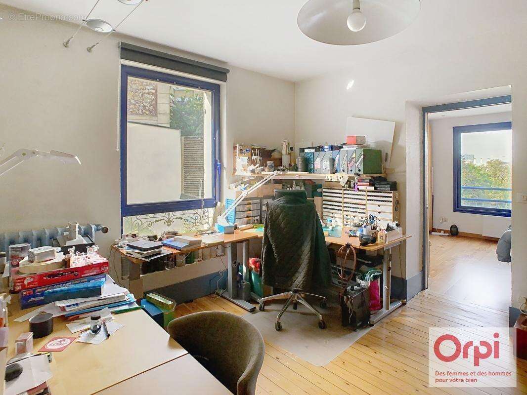 Maison à ISSY-LES-MOULINEAUX