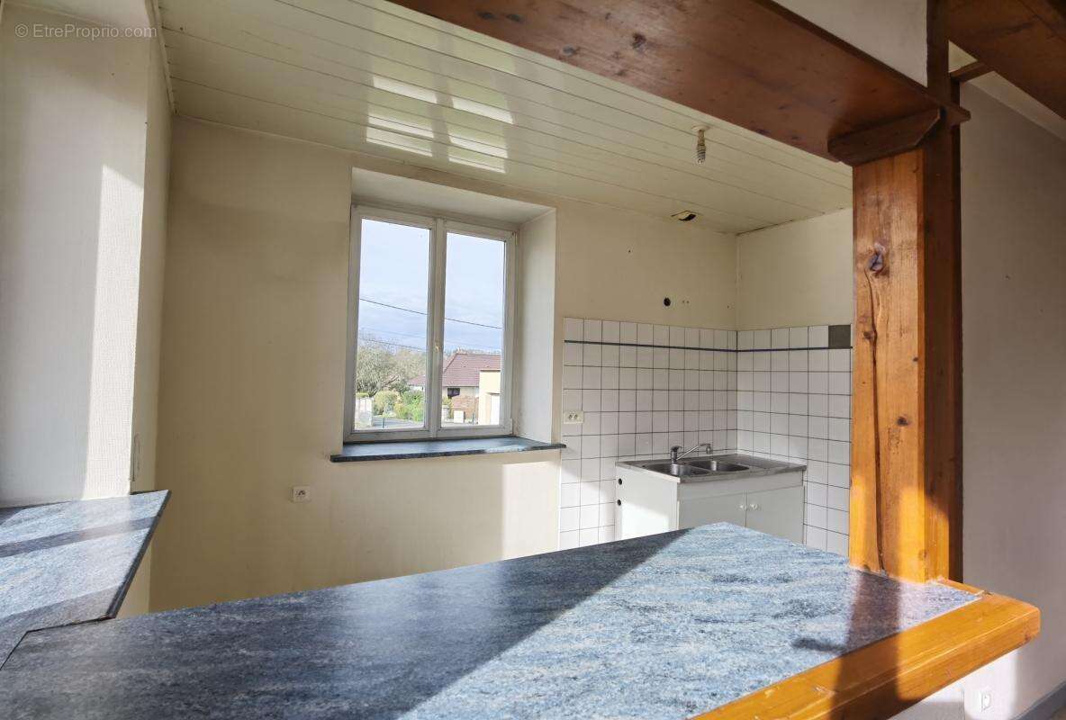Appartement à LA PRETIERE