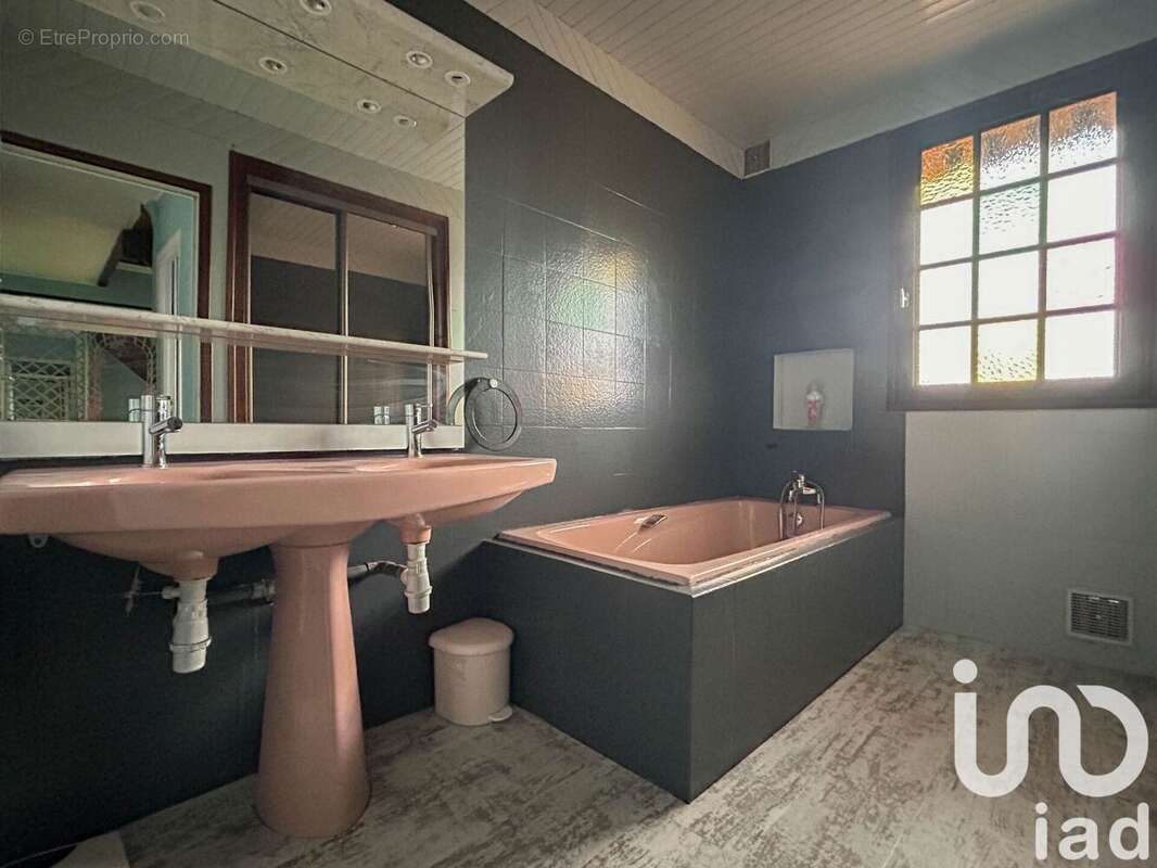 Photo 6 - Maison à SAINT-ETIENNE-DU-ROUVRAY