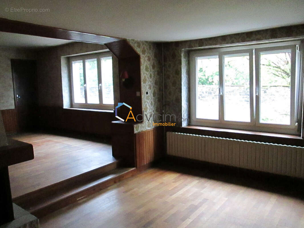 Maison à LUXEUIL-LES-BAINS