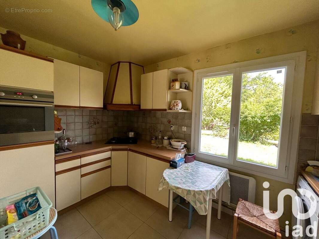 Maison 125 m² à La Breille-Les-Pins  - photo 6