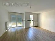 Appartement à BREUILLET