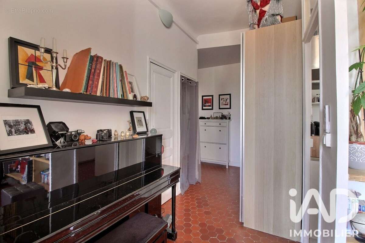 Photo 6 - Appartement à MARSEILLE-5E