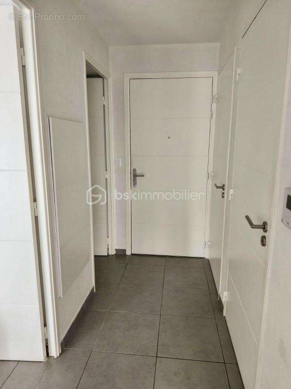 Appartement T2 45 m² avec jardin, terrasse et parking - photo 5