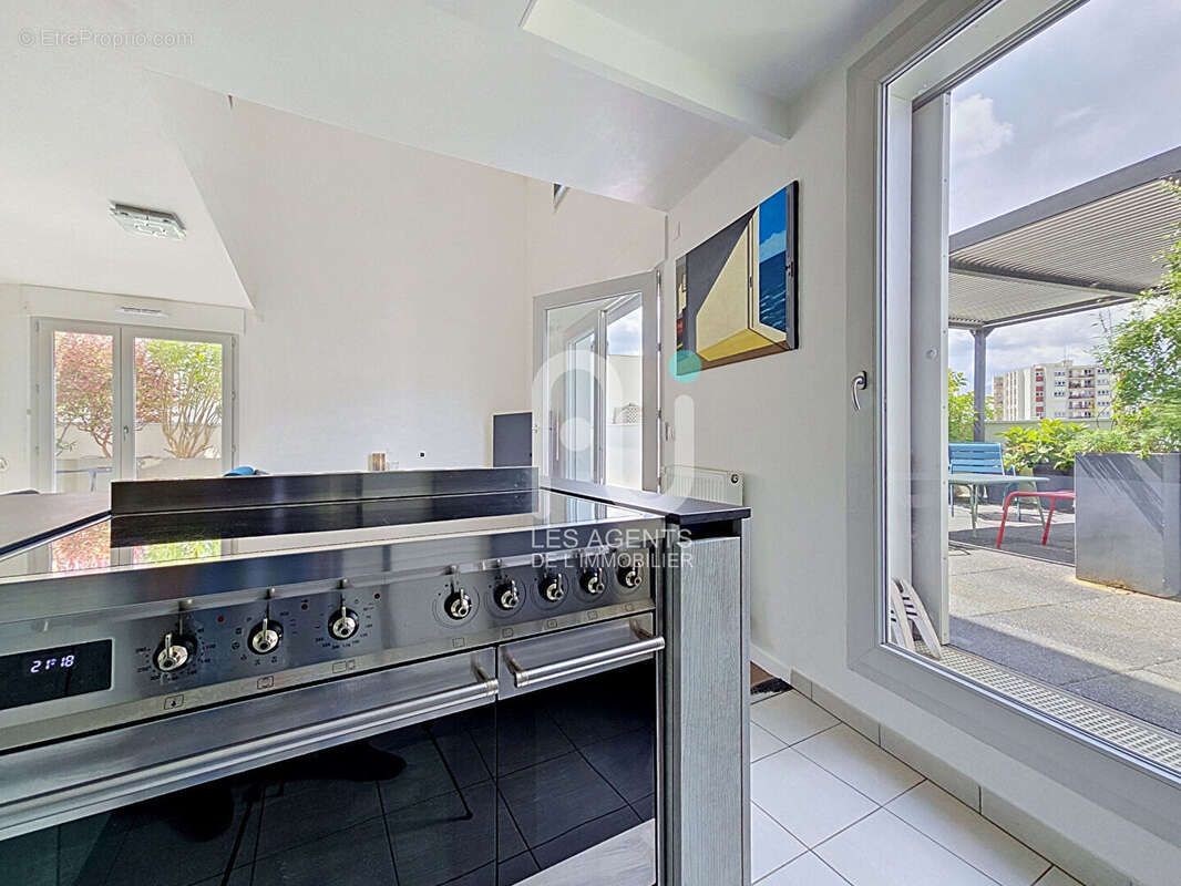 Appartement à ASNIERES-SUR-SEINE