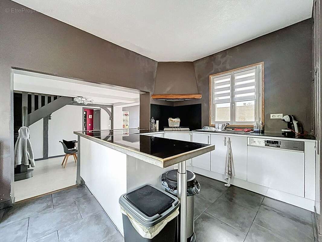 Maison Gisors 9 pièce(s) 170 m2 - photo 6