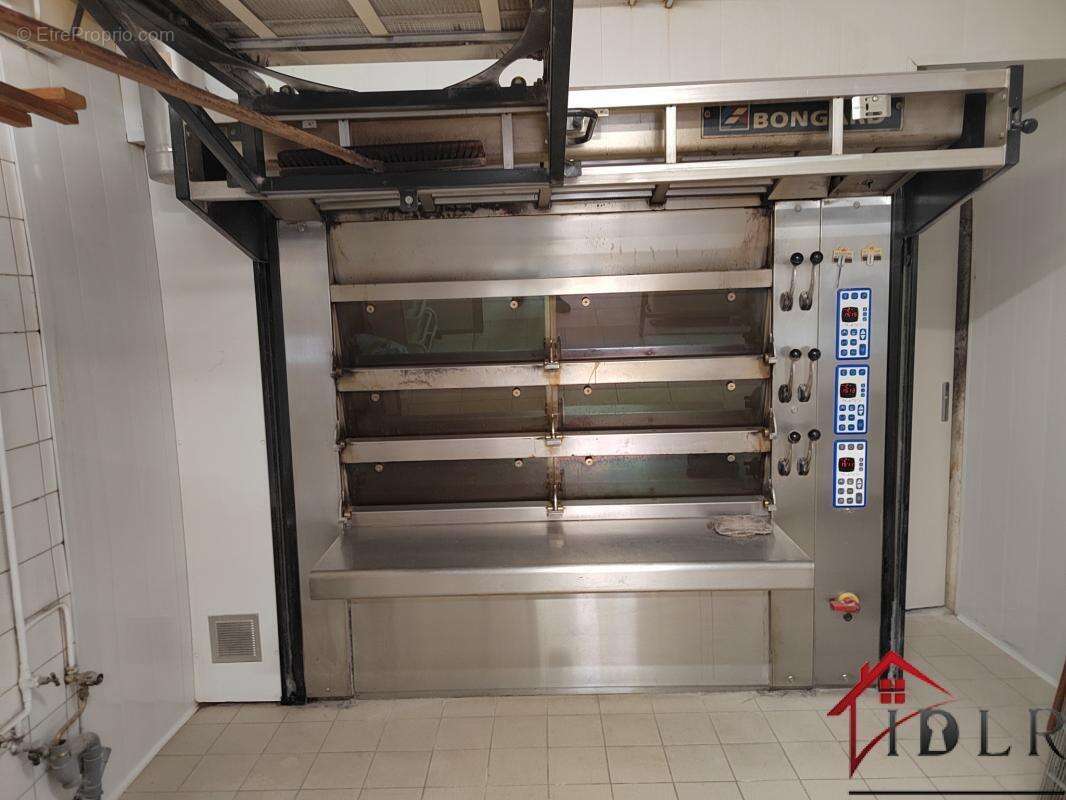 Commerce à BROUVELIEURES