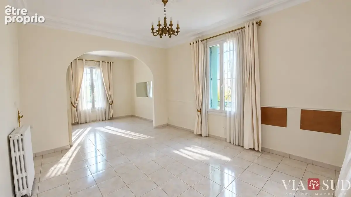 Maison de ville pleine de charme  Quartier Font Neuve à Béziers - photo 3