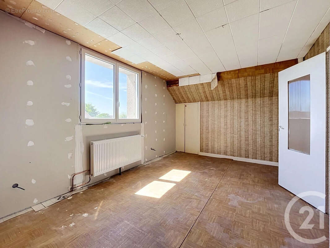 Maison 88 m² à Dogneville  - photo 10