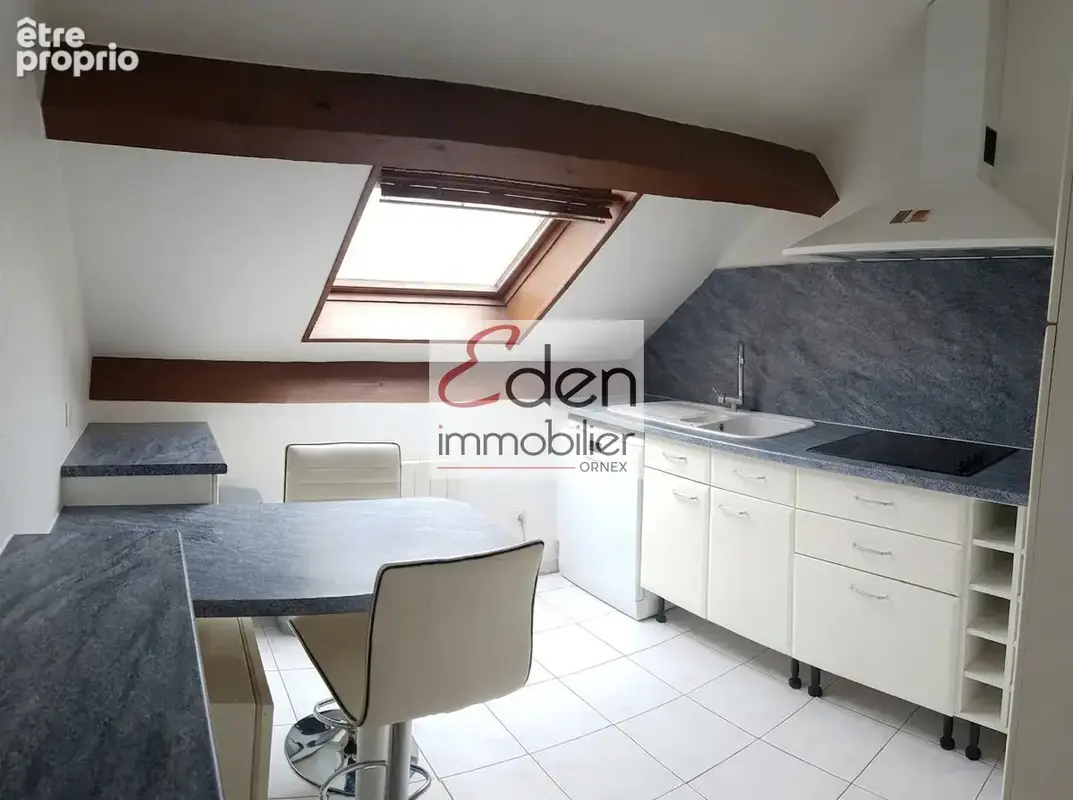 À vendre   Prévessin-Moëns, centre village   Appartement T3 de 70 m2 avec balcon, garage et cave - photo 3