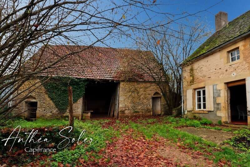 Maison en pierres à rénover, avec terrain - photo 5