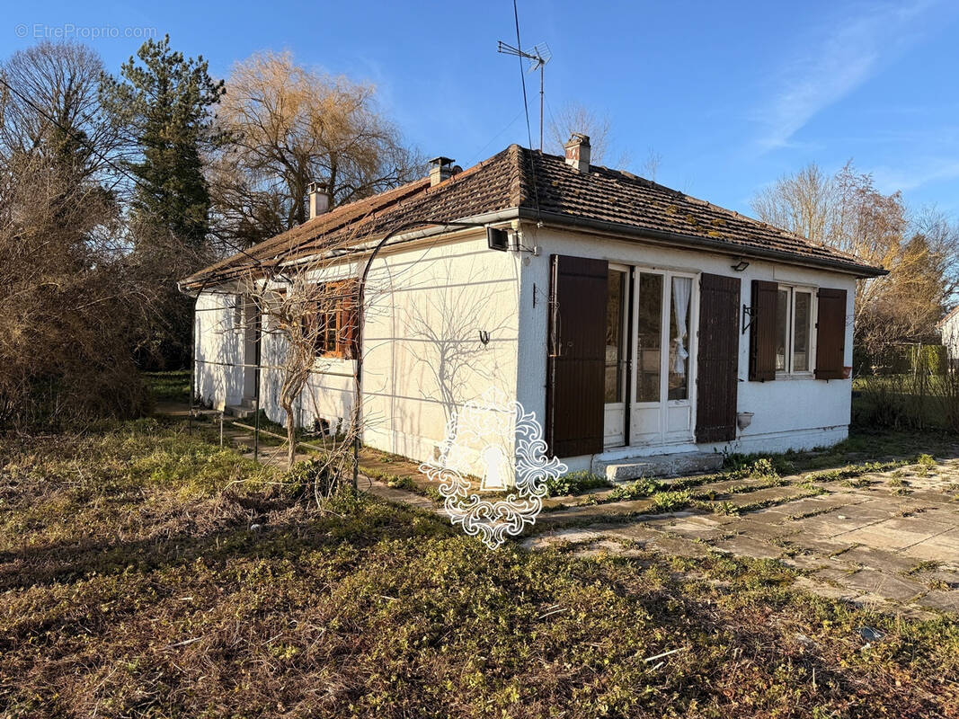Maison à BRAY-SUR-SEINE