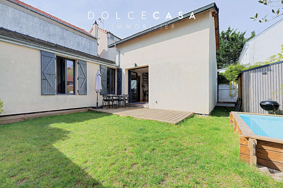 Maison à LE PERREUX-SUR-MARNE