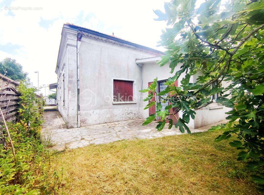 Maison de ville/ garage / jardinet - photo 15