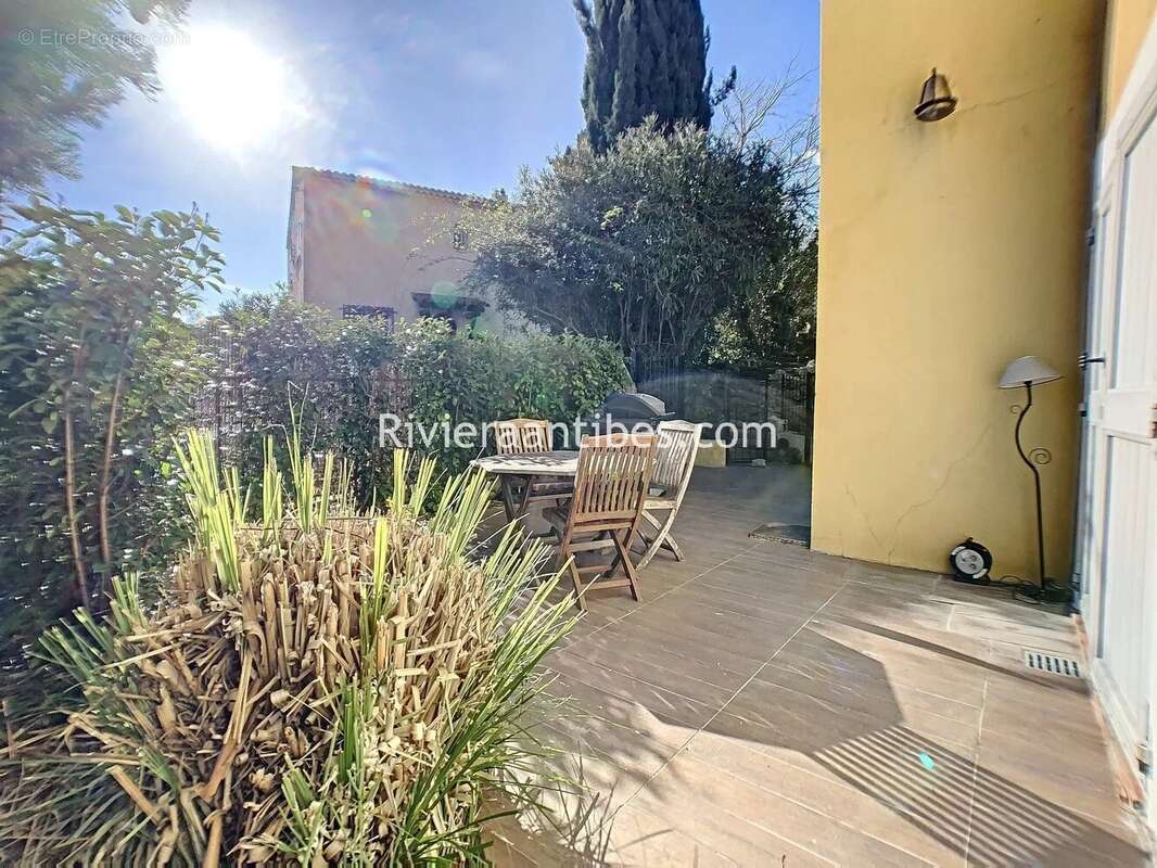 Maison à BIOT