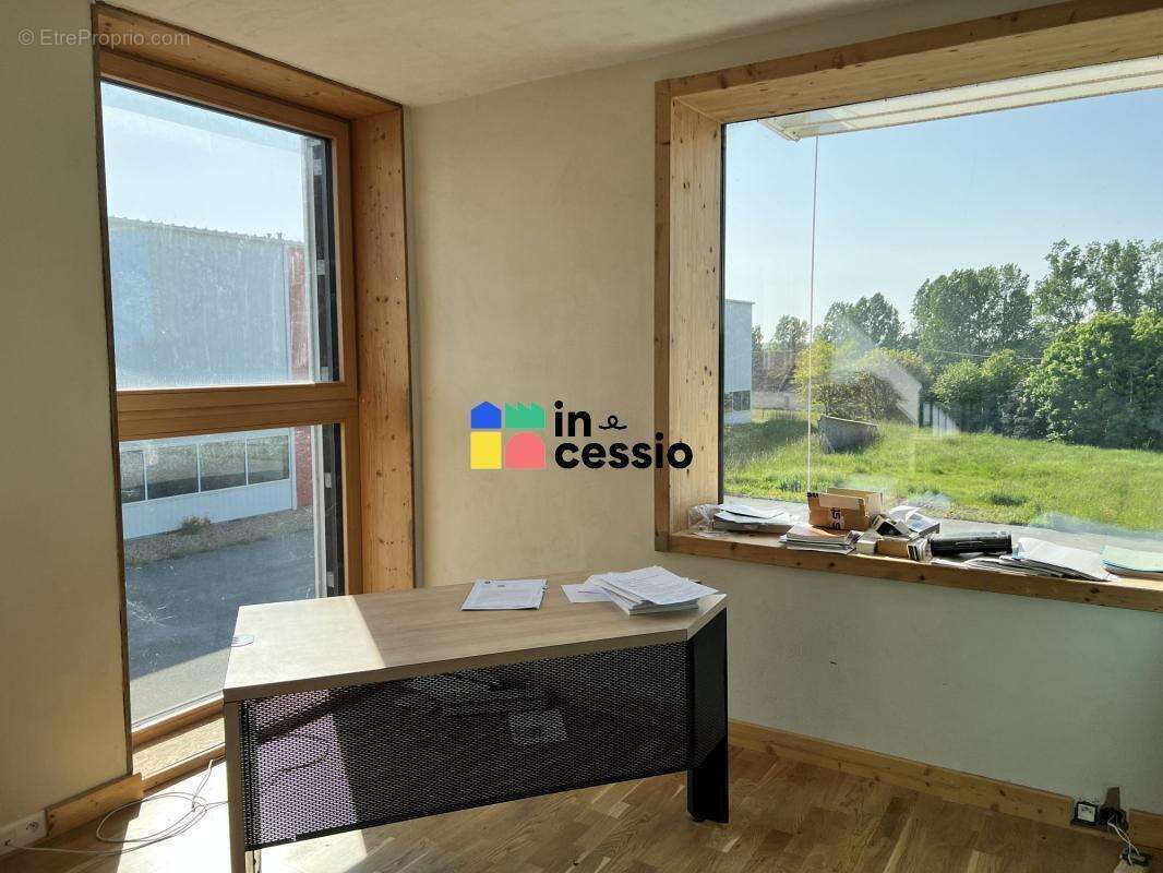 ? à louer ou à vendre – bâtiment d'activité récent - photo 14