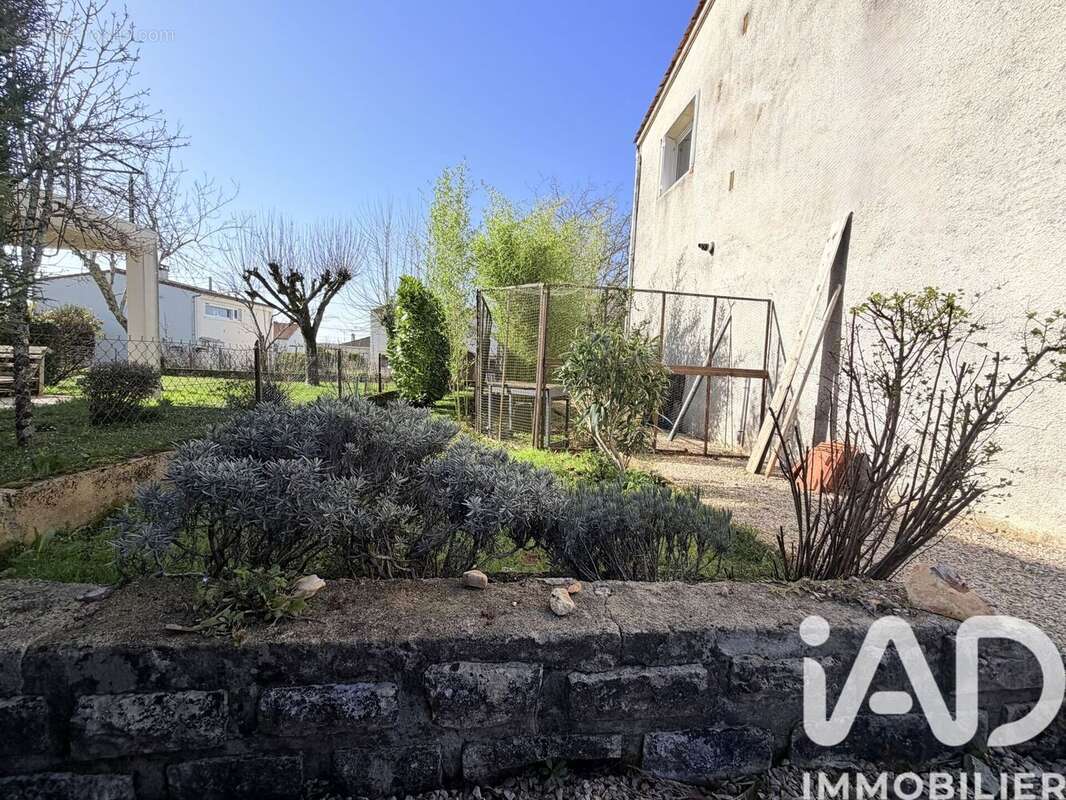 Photo 4 - Maison à TRELISSAC