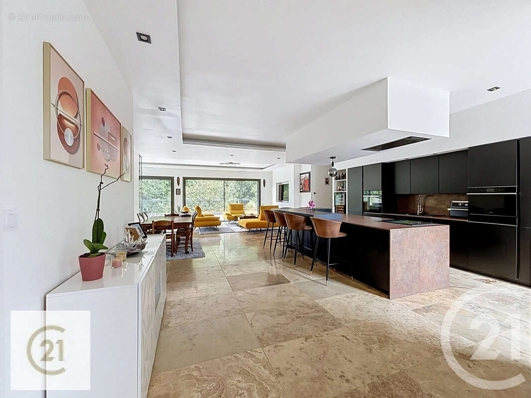 Maison 213 m² à Nailloux  - photo 9