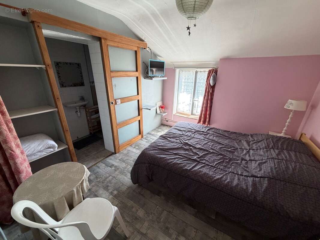 Appartement à AUTRY-LE-CHATEL