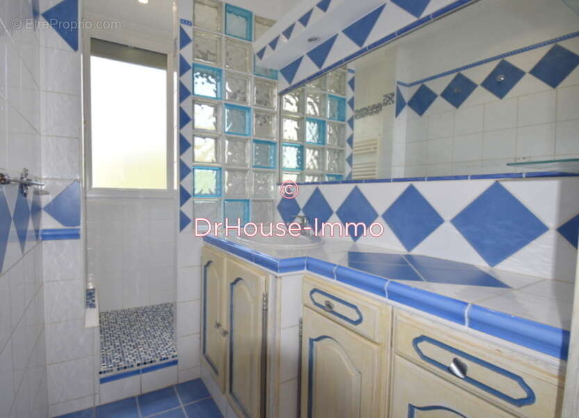 Appartement à MARSEILLE-12E